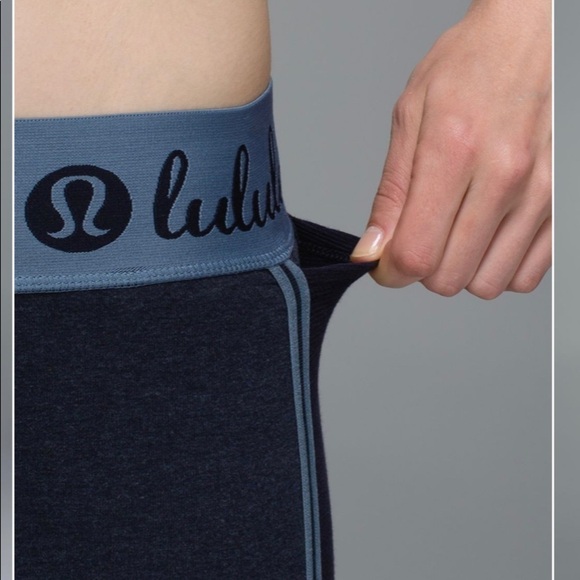 Lululemon Inner Essence Crop Leggings Gray - Picture 2 of 9